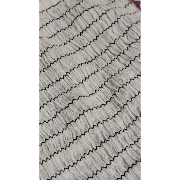 Band of Gypsies White Embroidered Boho Smocked Crop Top Size Small - Picture 6 of 8